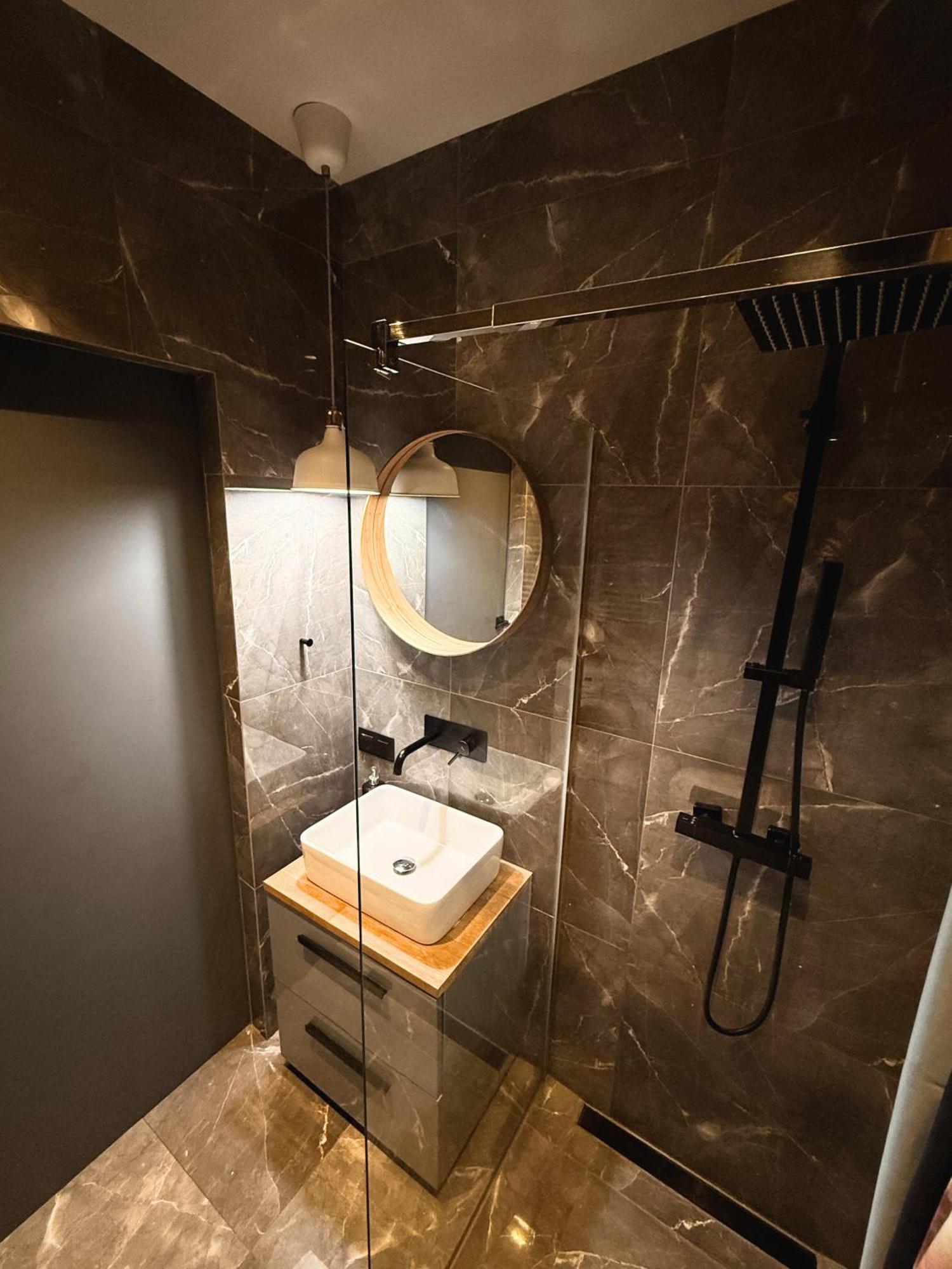 Apartament Bubble Z Darmowym Parkingiem ทอรูน ภายนอก รูปภาพ